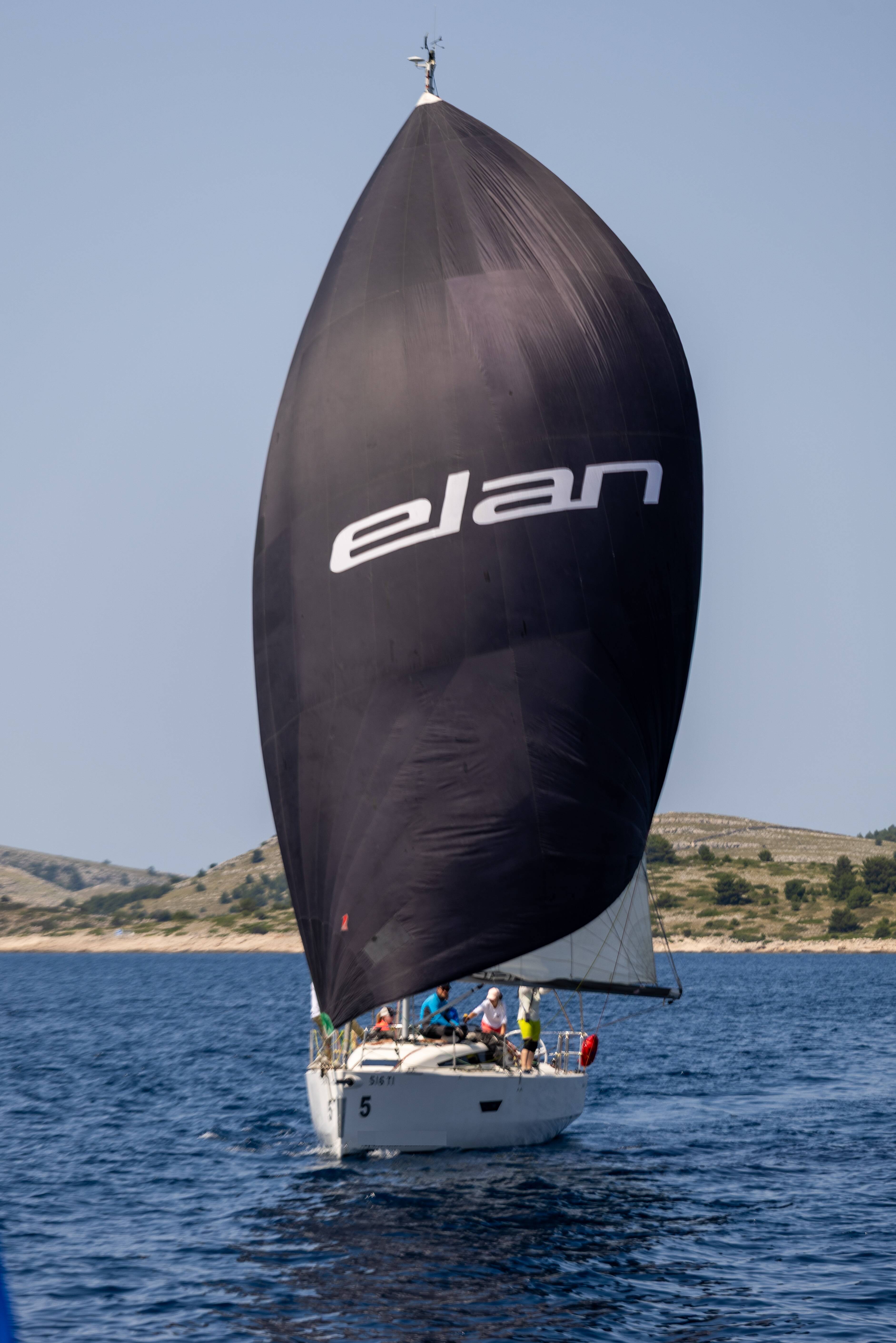 Elan E4 Sky