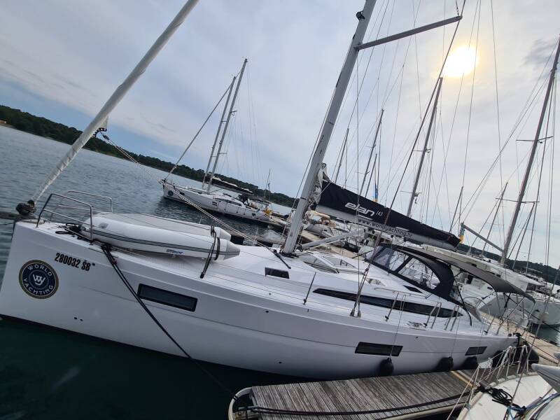 Elan Impression 45 First Edition