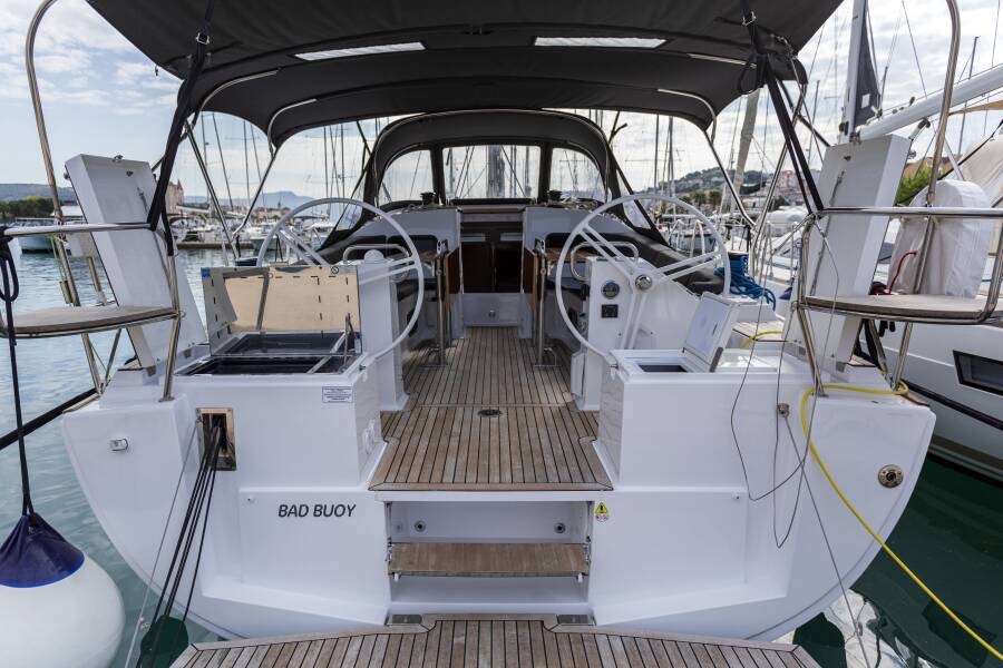 Elan Impression 45.1 Bad Buoy