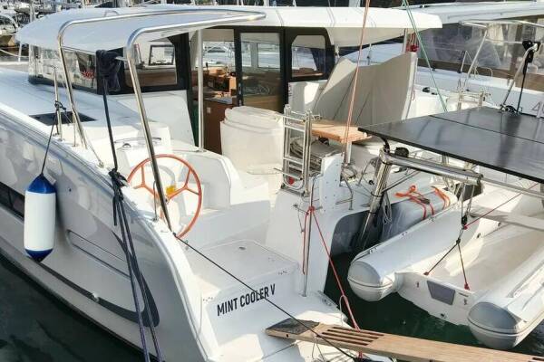 Excess 11 Mint Cooler V