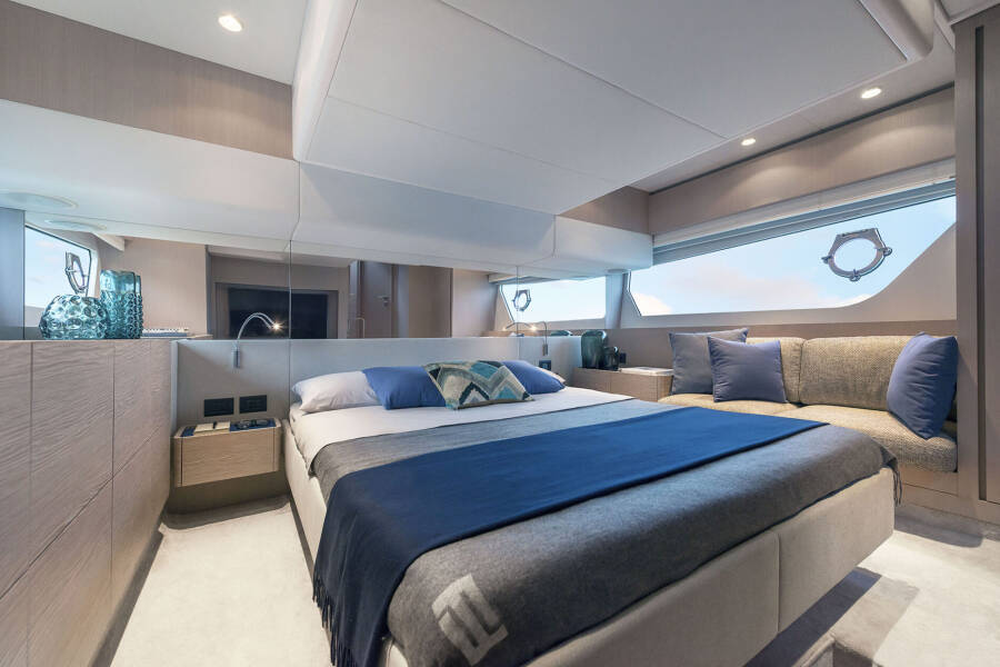 Ferretti Yachts 500 Alabdulla