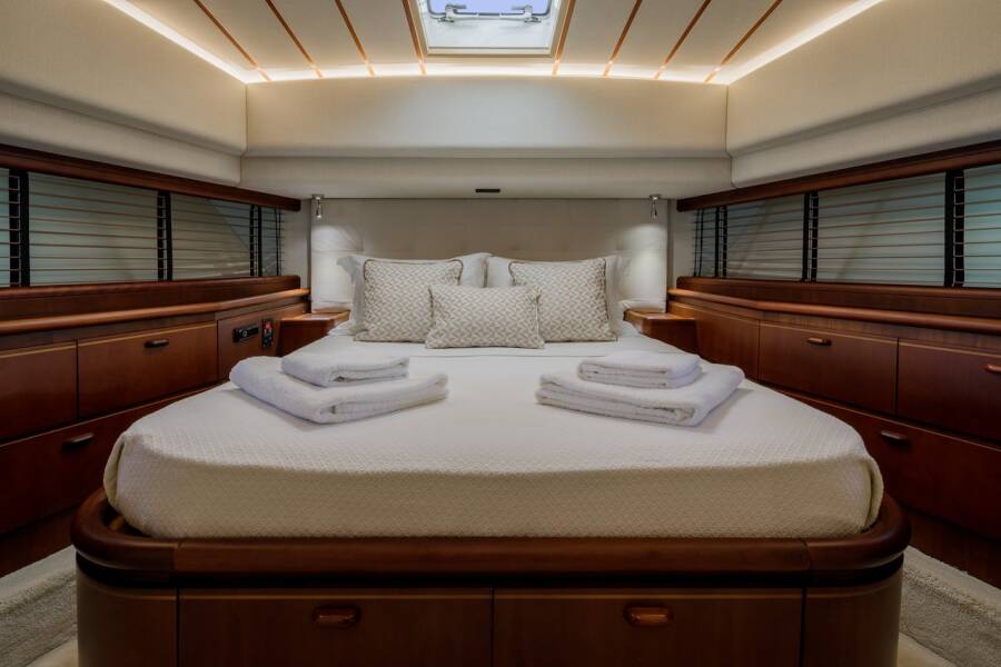 Ferretti Yachts 720 My Way
