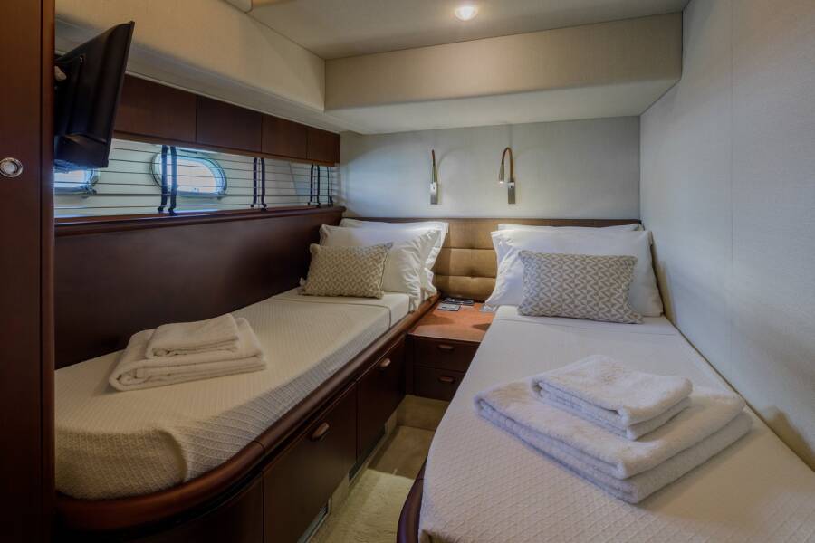 Ferretti Yachts 720 My Way