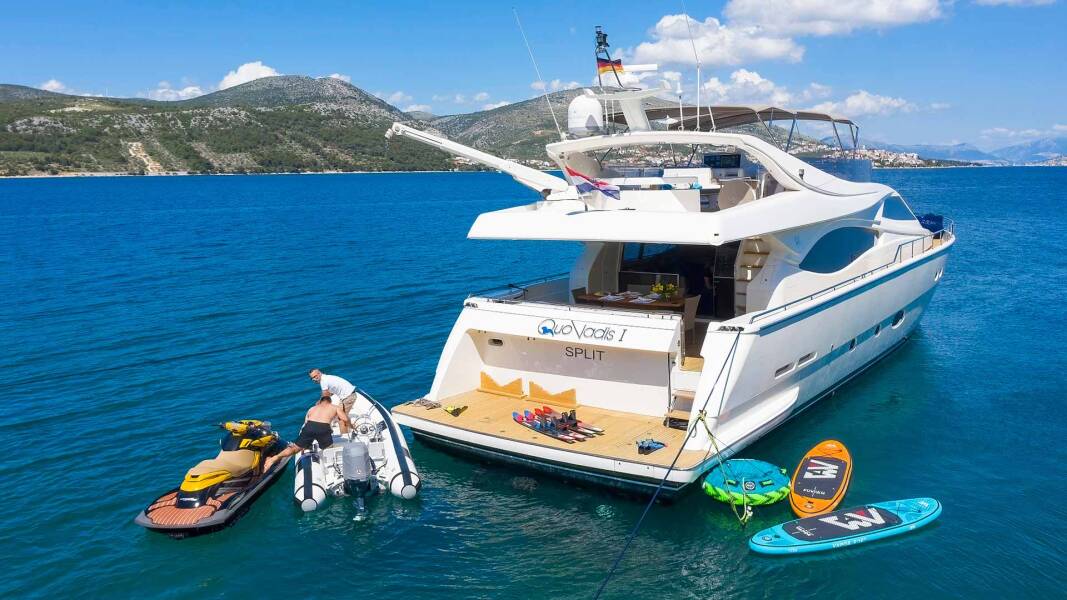 Ferretti Yachts 760 Quo Vadis I