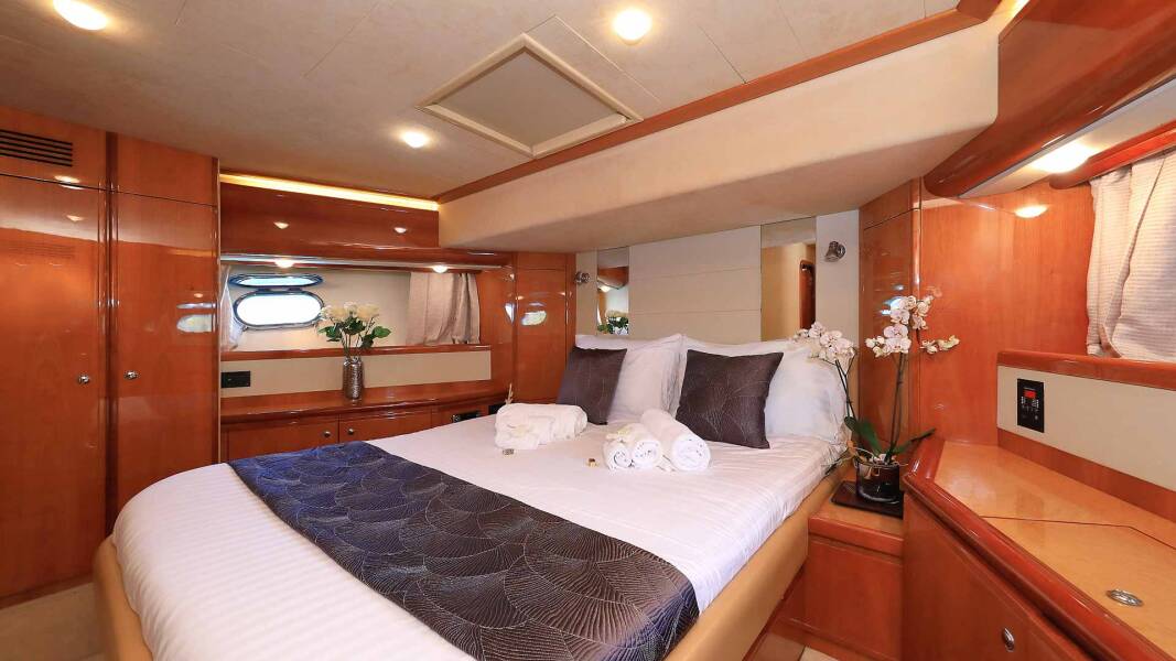 Ferretti Yachts 760 Quo Vadis I