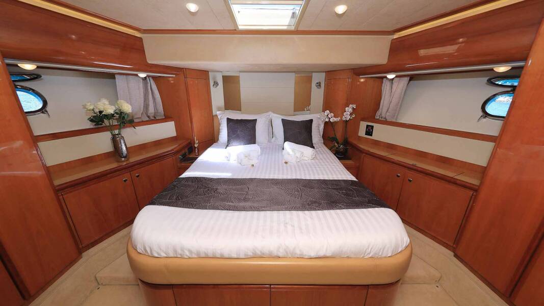 Ferretti Yachts 760 Quo Vadis I