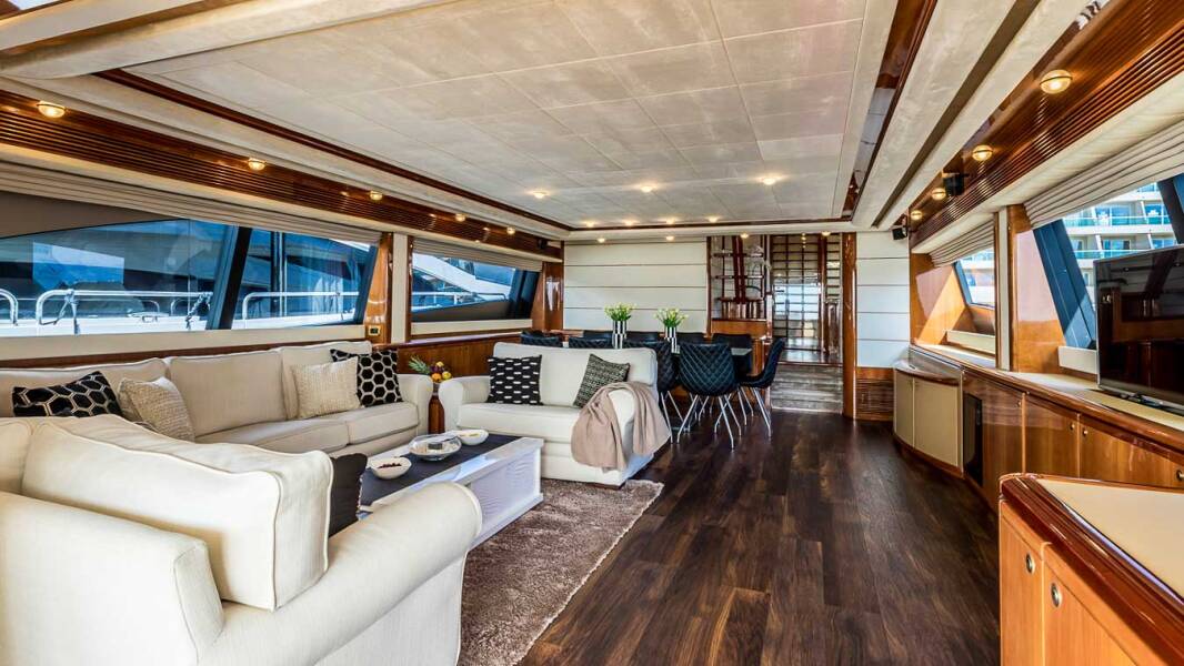 Ferretti Yachts 880 Miss Katarina