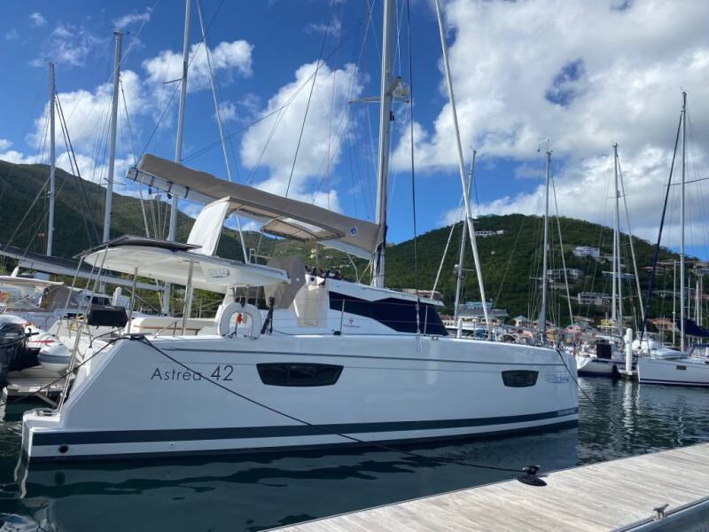 Fountaine Pajot Astrea 42 Maestro Serene Blue