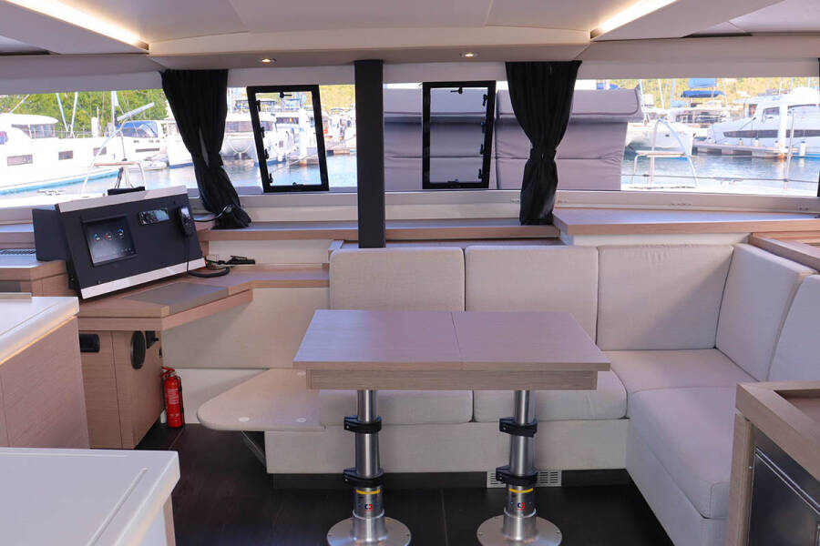 Fountaine Pajot Astrea 42 Quatuor Michelle ma Belle