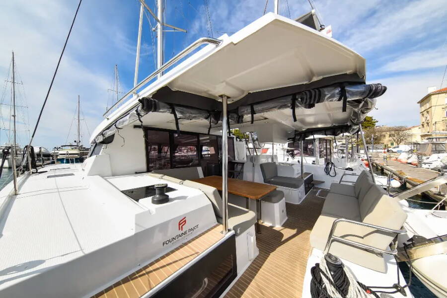 Fountaine Pajot Astrea 42 CLASS