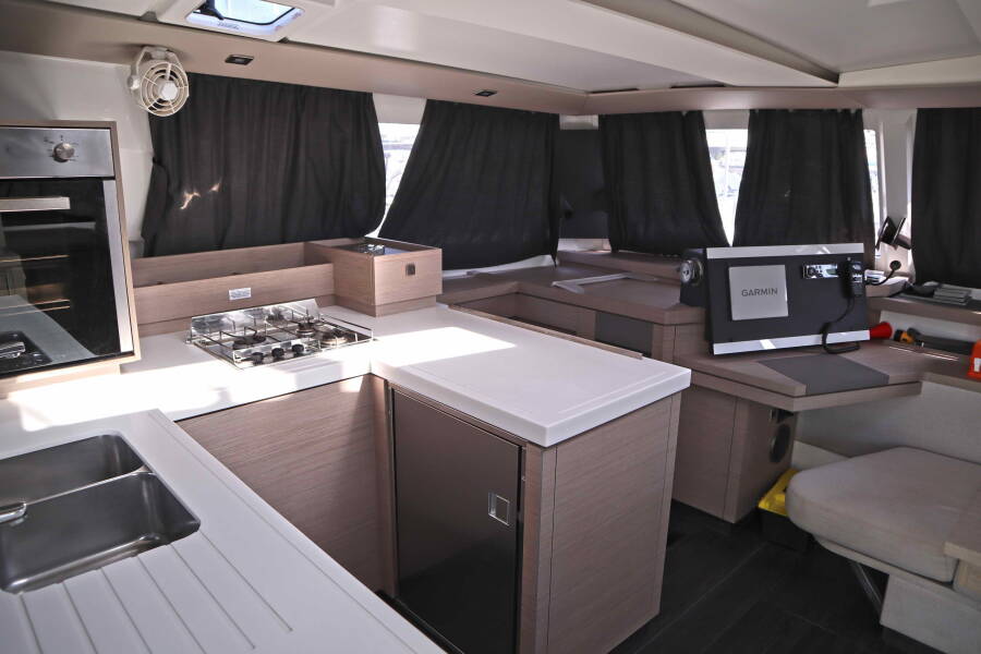 Fountaine Pajot Astrea 42 Hannah III