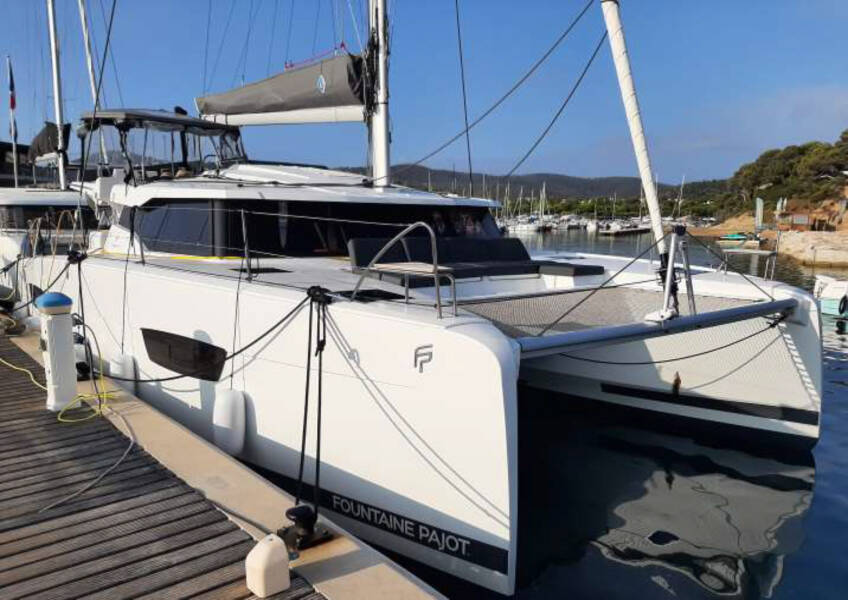 Fountaine Pajot Astrea 42 PRESTIGE