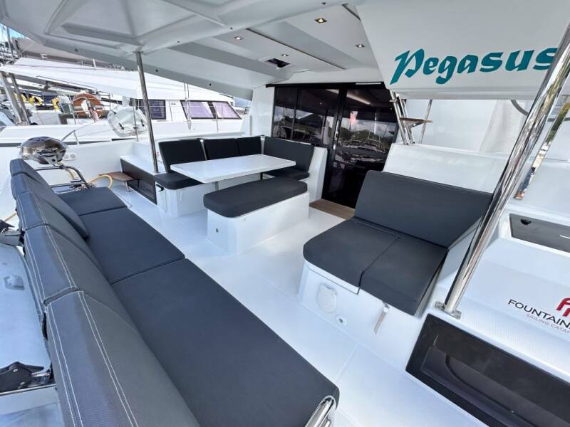 Fountaine Pajot Astrea 42 Pegasus
