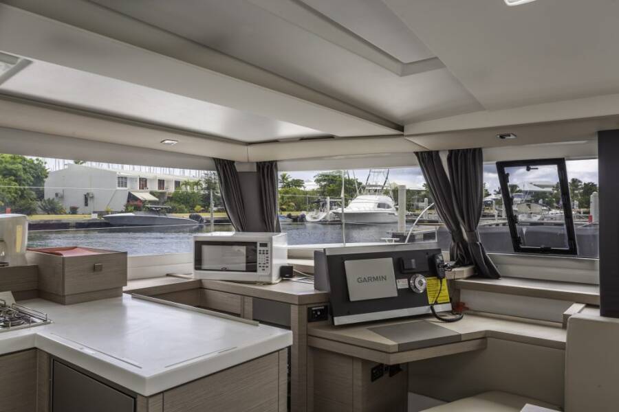 Fountaine Pajot Astrea 42 Pegasus