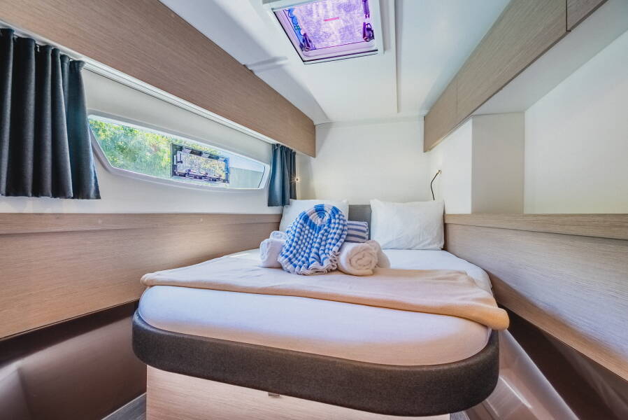 Fountaine Pajot Astrea 42 Pegasus