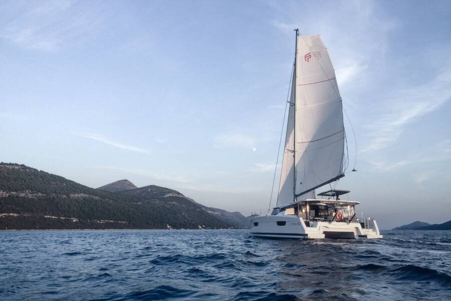 Fountaine Pajot Astrea 42 Wave