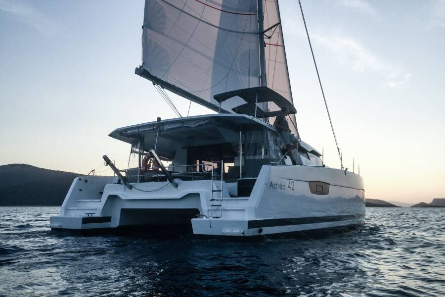 Fountaine Pajot Astrea 42 Wave