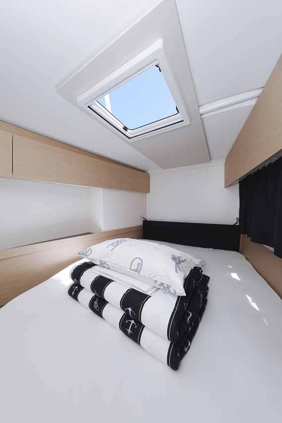 Fountaine Pajot Astrea 42 Bella V