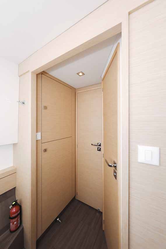 Fountaine Pajot Astrea 42 Bella V