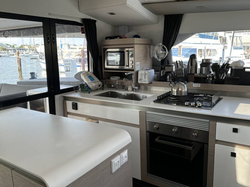 Fountaine Pajot Aura 51 Bountiful