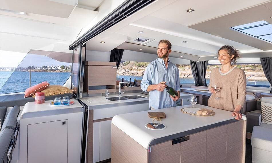 Fountaine Pajot Aura 51 NEW