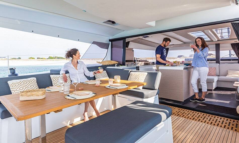 Fountaine Pajot Aura 51 NEW