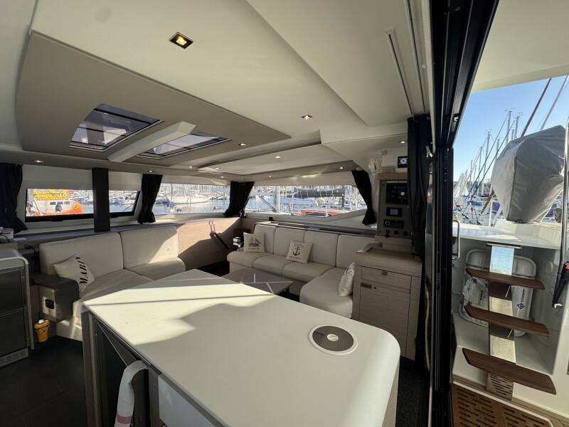 Fountaine Pajot Aura 51 Maeva