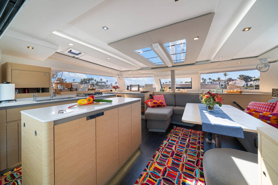 Fountaine Pajot Aura 51 Halcyon