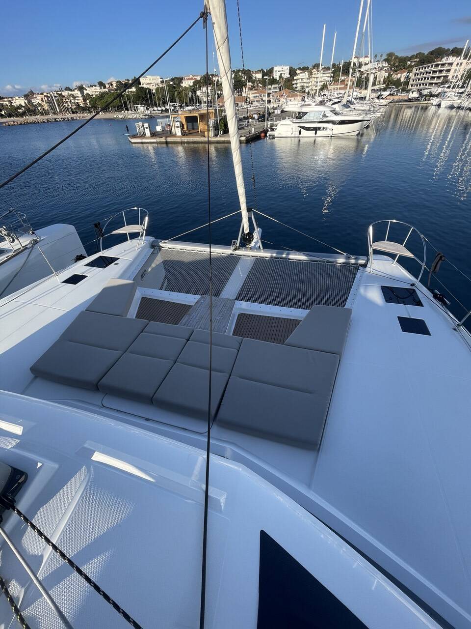 Fountaine Pajot Aura 51 Panthours