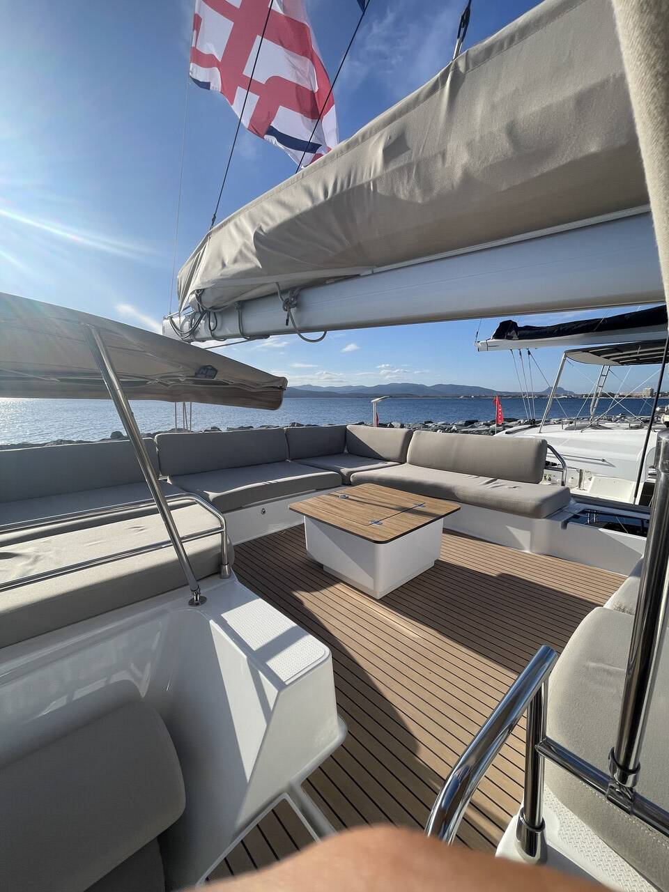 Fountaine Pajot Aura 51 Panthours