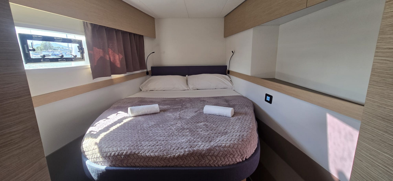 Fountaine Pajot Elba 45 Ruinart