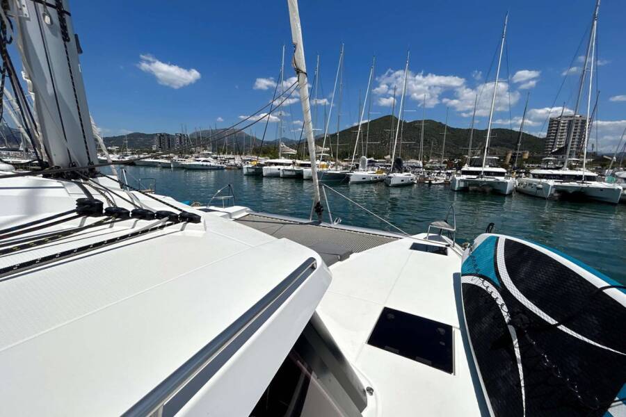 Fountaine Pajot Elba 45 Krug