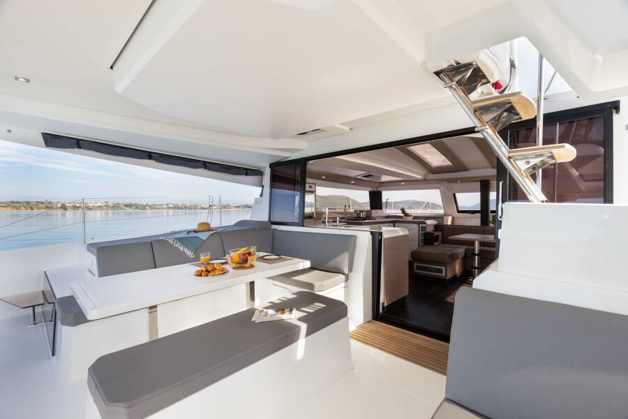 Fountaine Pajot Elba 45 Karina