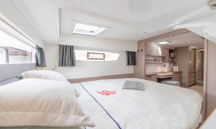 Fountaine Pajot Elba 45 Heidsieck
