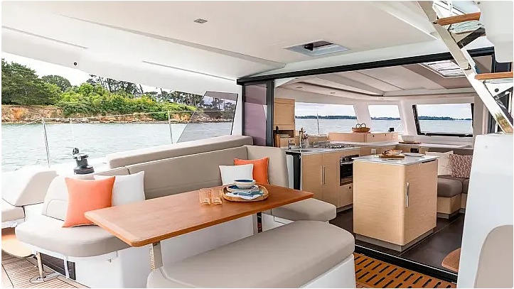 Fountaine Pajot FP 41 Quatuor 4 Montague