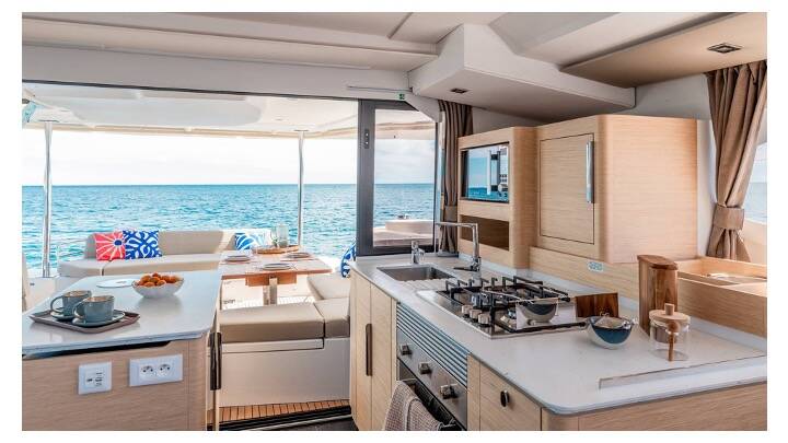 Fountaine Pajot FP 44 Maestro CinSéLuna