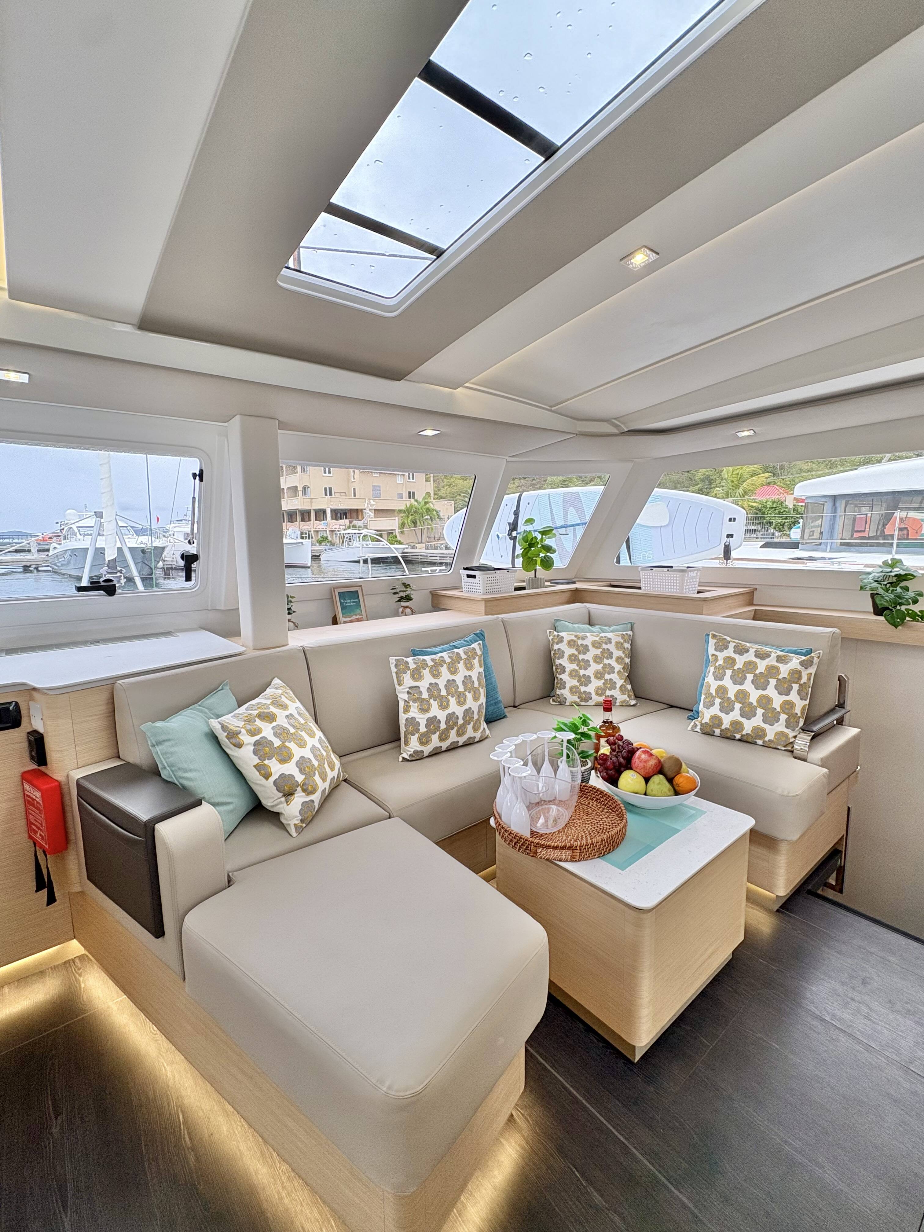 Fountaine Pajot FP 44 Quatuor Emma Rose