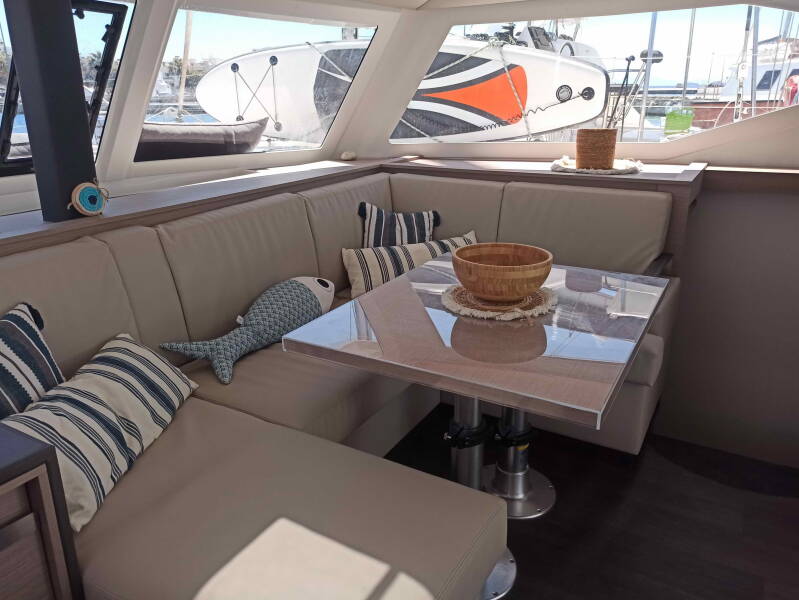 Fountaine Pajot Isla 40 Almiriki