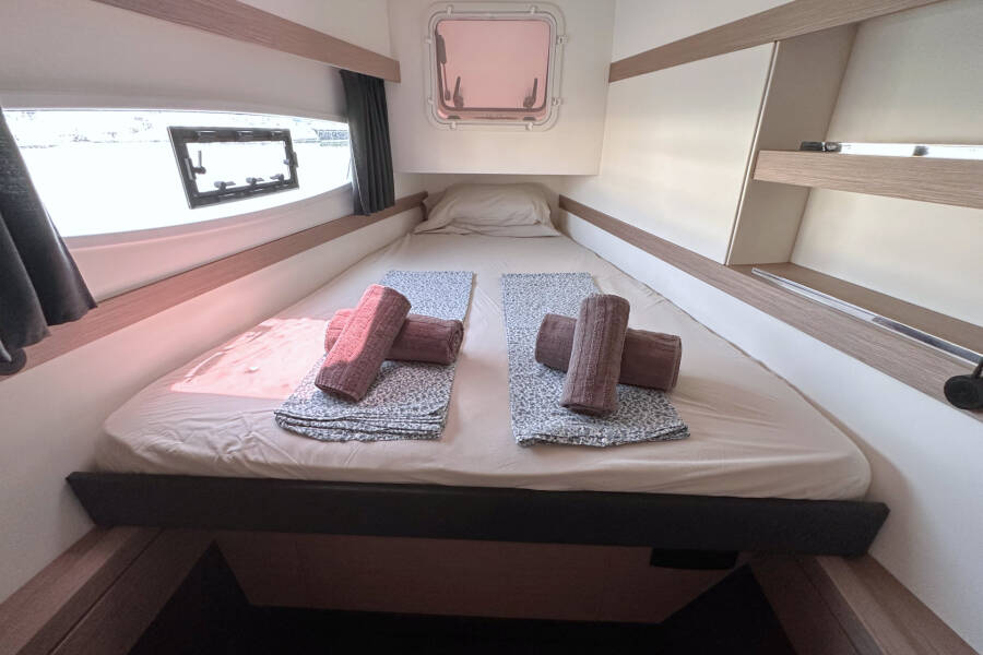 Fountaine Pajot Isla 40 Laja