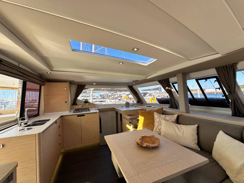 Fountaine Pajot Isla 40 One of Us