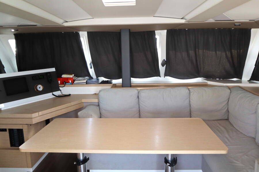 Fountaine Pajot Lucia 40 Alisa