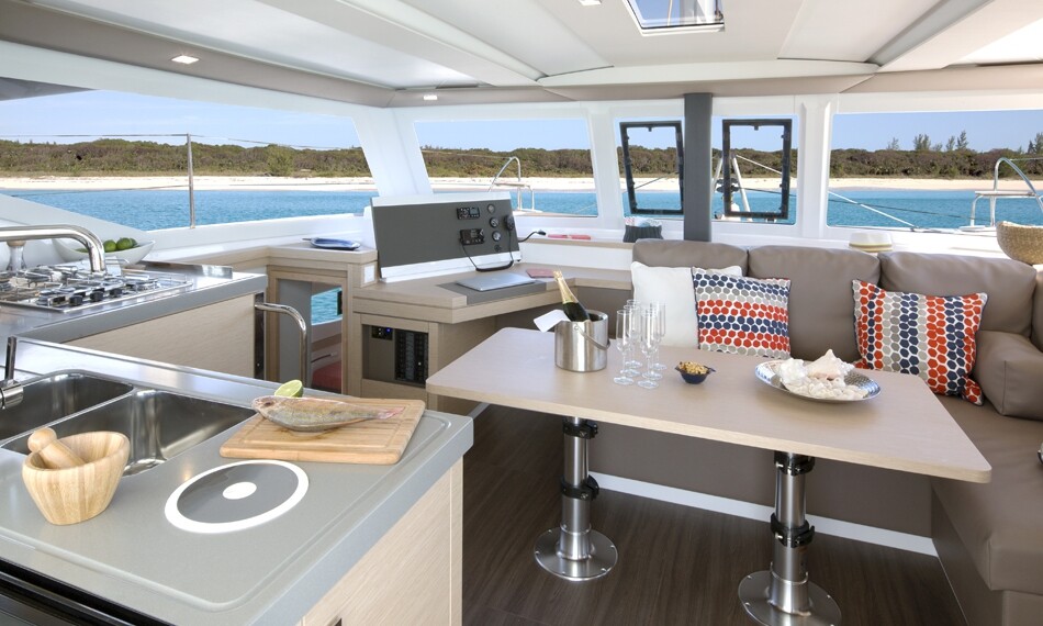 Fountaine Pajot Lucia 40 Ultimo