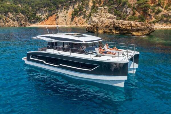Fountaine Pajot MY4.S - Maestro Blue Champagne