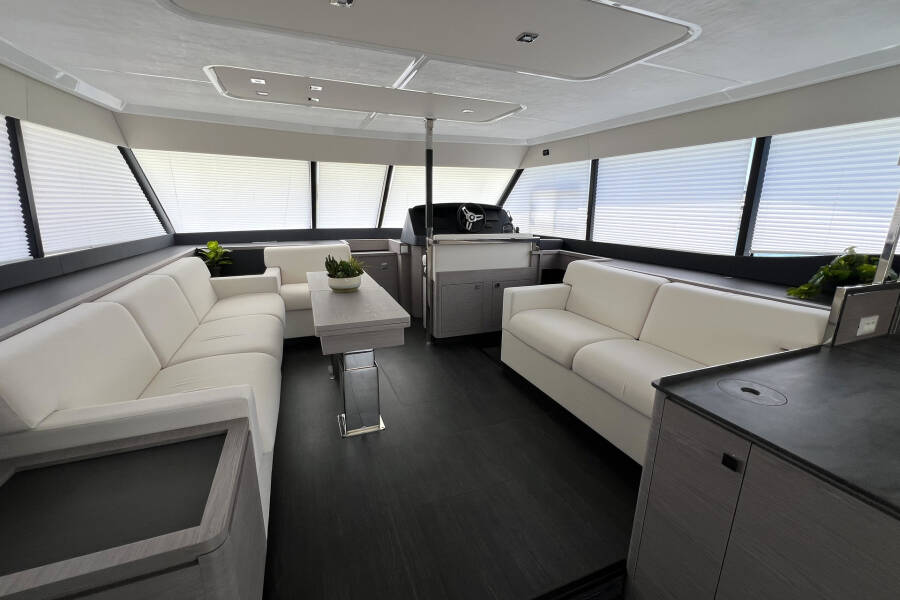Fountaine Pajot MY6 Mamma Mia