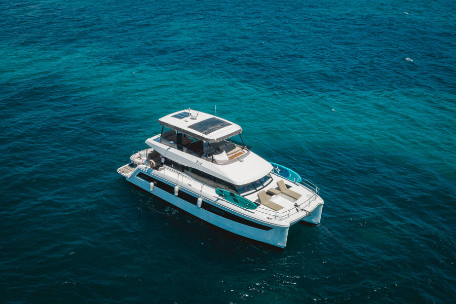 Fountaine Pajot MY6 Emy 6