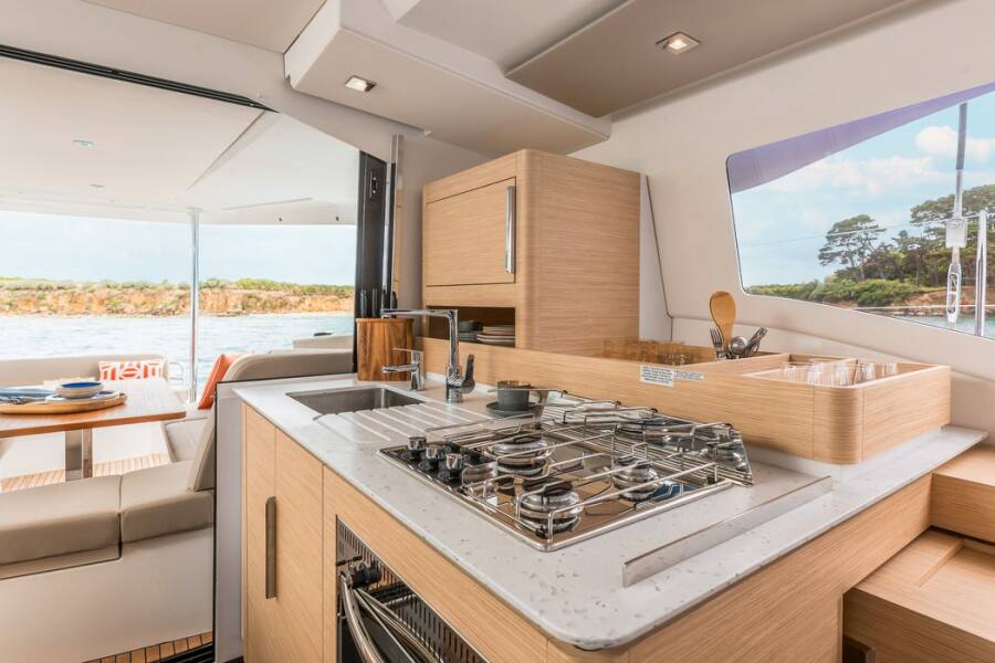 Fountaine Pajot New 41 Quatuor 3 NN