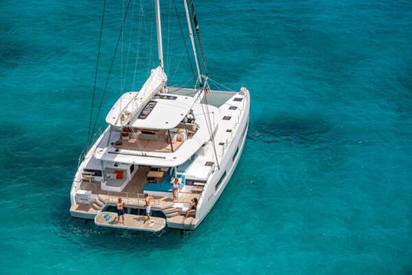 Fountaine Pajot New 44 Quatour Avamare