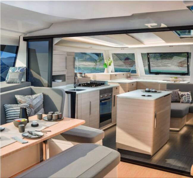 Fountaine Pajot New 44 Quatuor Emma Rose
