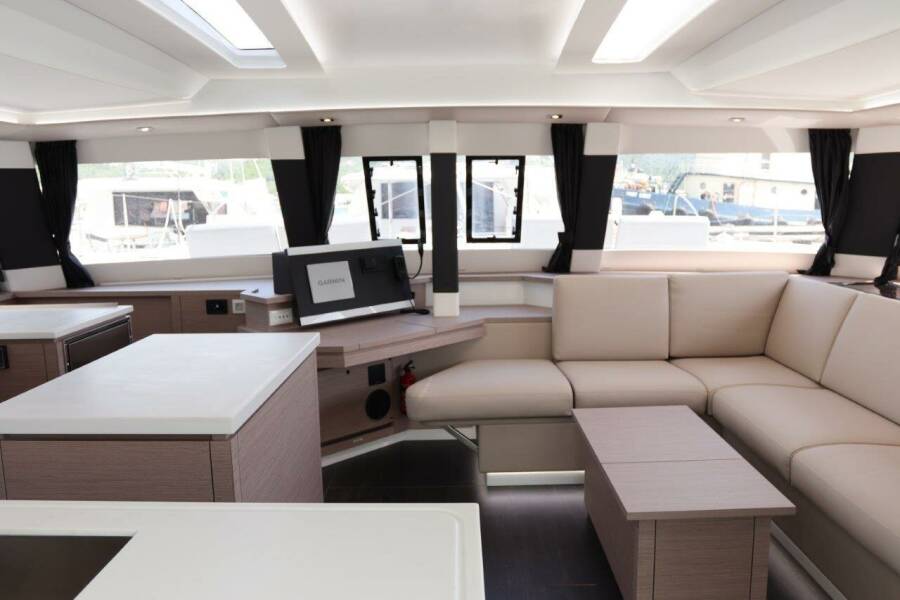 Fountaine Pajot Saba 50 Serenata