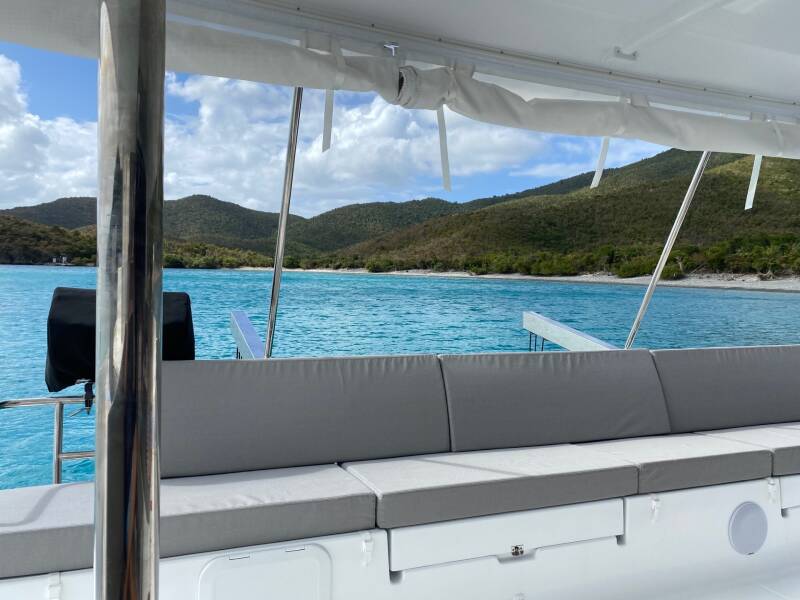 Fountaine Pajot Saba 50 Apres Ski